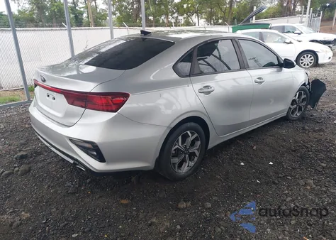 2019 Kia Forte Lxs z USA, uszkodzony, nr VIN 3KPF24AD4KE130998